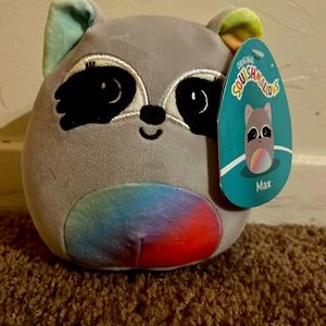 Max a 3-5 in Squishmallow tag still on!